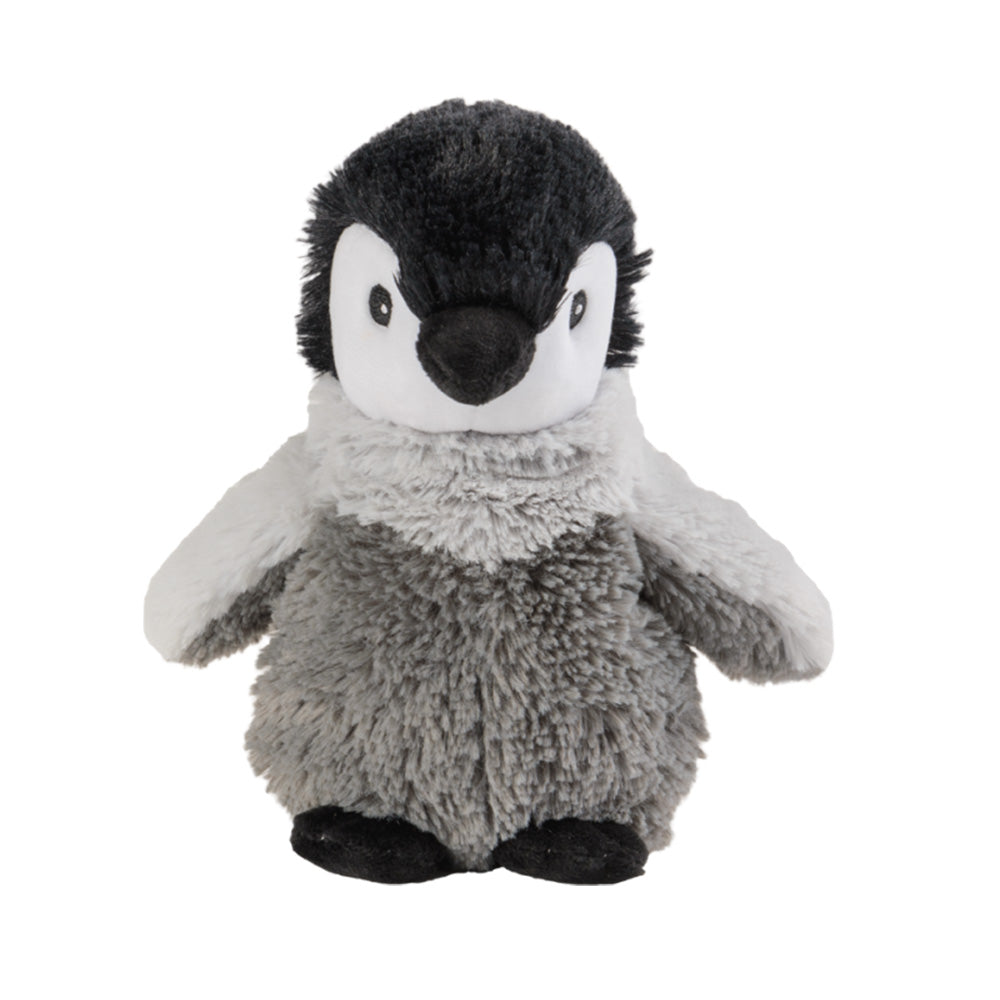 Wärmekuscheltier Mini Baby Pinguin ist optisch einem Kaiserpinguin nachempfunden, mit flauschigem grauem Bauch und dem charakteristisch schwarz-weißen Kopf. Ansicht von vorne