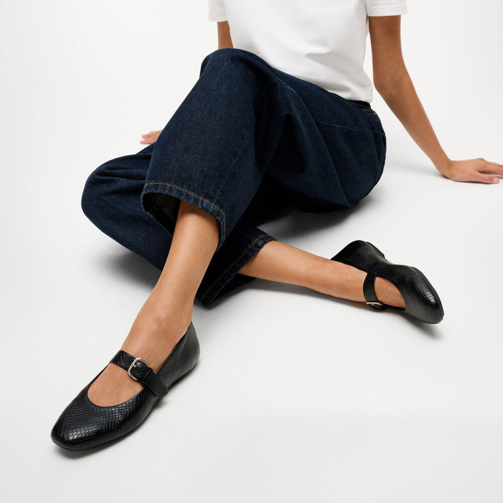 FitFlop Delicato Snake Mary All Black