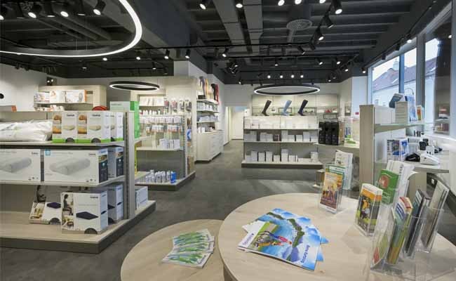 Innenansicht der Orthopädie- und Sanitätshaus-Filiale von bständig in Mödling.