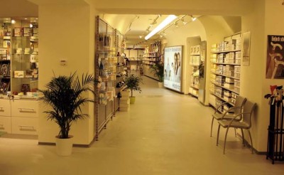 Innenansicht der bständig Orthopädie-Sanitätshaus-Filiale in Eisenstadt.