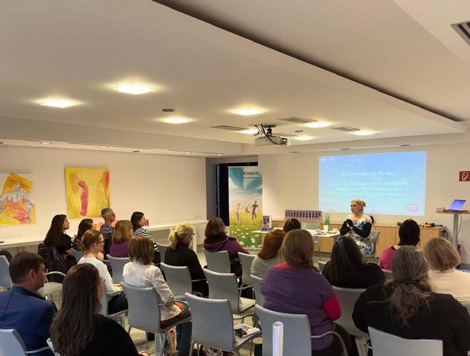 bstaendig-gesundheitsversorgung-veranstaltungen-buchlesung-diagnose-lipoedem-buch-caroline-sprott-3